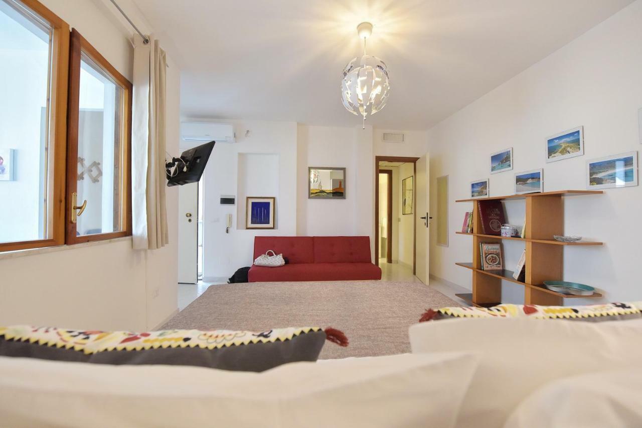 Stella Marina Apartment Quartu Sant'Elena Exterior photo